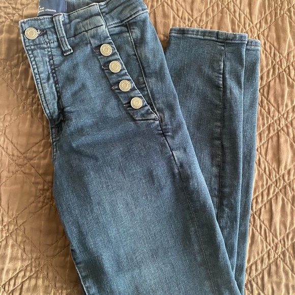 GAP Women’s High Rise Legging Jeans - Picture 3 of 4